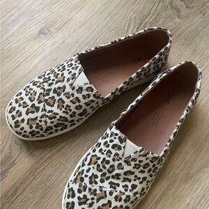 TOMS Animal Print Women's Loafers